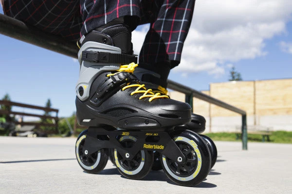 Rollerblade RB 110 3WD Inline Skates - Black/Yellow - Image 4